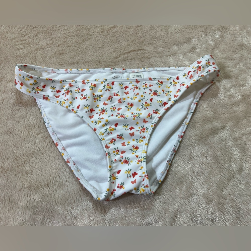 ✨ 3/$25 ✨ - NWOT Hollister Swim Floral Full Coverage Bottoms M